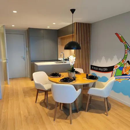 A Proa Do Moliceiro - King Bed With Mirror * Aveiro