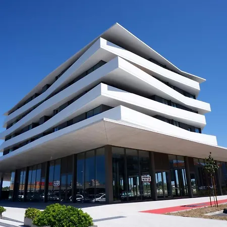 A Proa Do Moliceiro - King Bed With Mirror Apartament Aveiro
