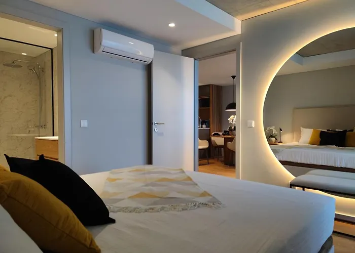 A Proa Do Moliceiro - King Bed With Mirror Apartment