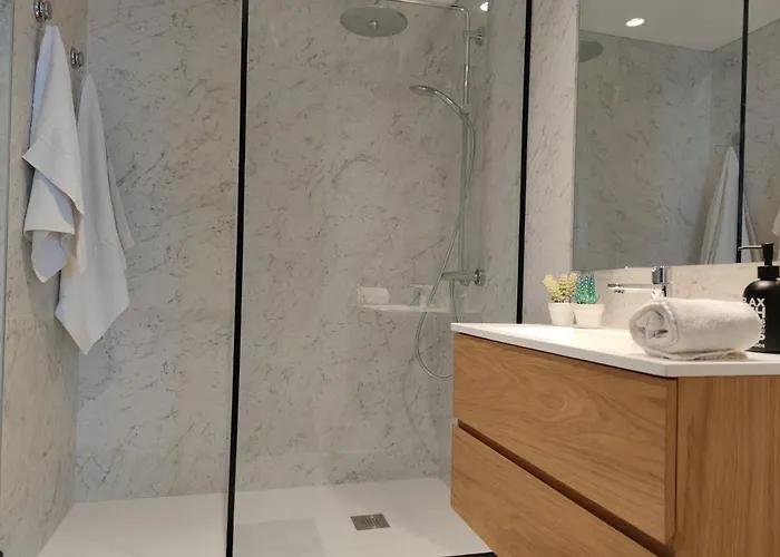 A Proa Do Moliceiro - King Bed With Mirror *